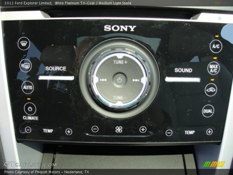 White Platinum Tri-Coat / Medium Light Stone 2011 Ford Explorer Limited