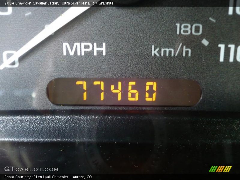 Ultra Silver Metallic / Graphite 2004 Chevrolet Cavalier Sedan