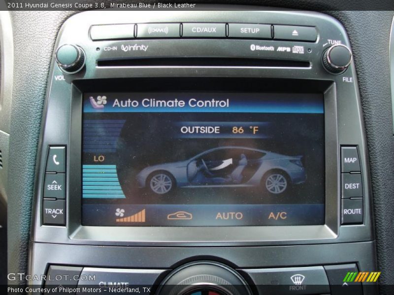 Controls of 2011 Genesis Coupe 3.8