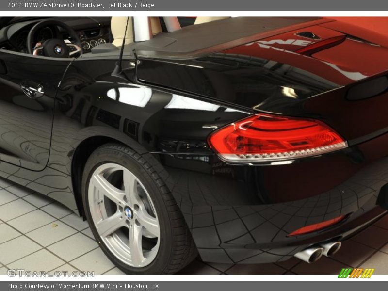 Jet Black / Beige 2011 BMW Z4 sDrive30i Roadster