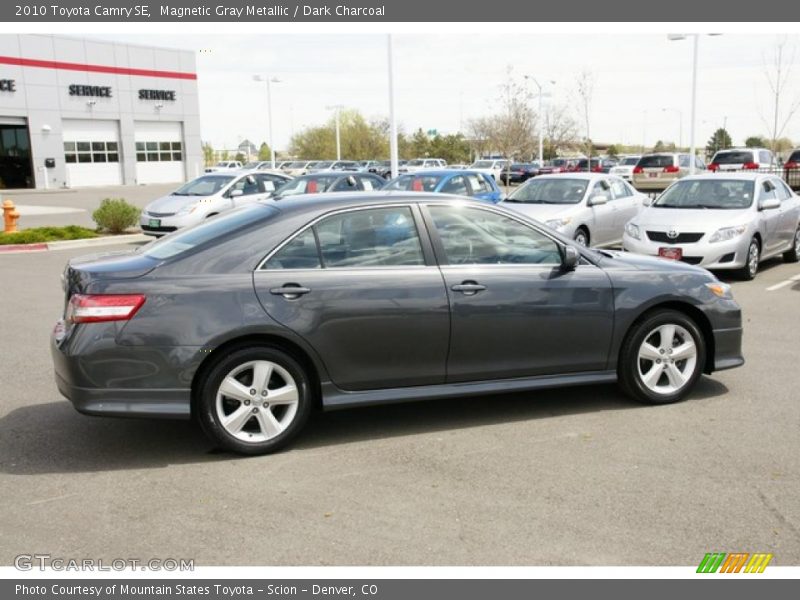 Magnetic Gray Metallic / Dark Charcoal 2010 Toyota Camry SE