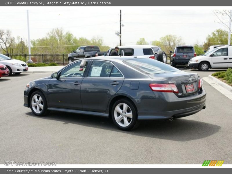 Magnetic Gray Metallic / Dark Charcoal 2010 Toyota Camry SE