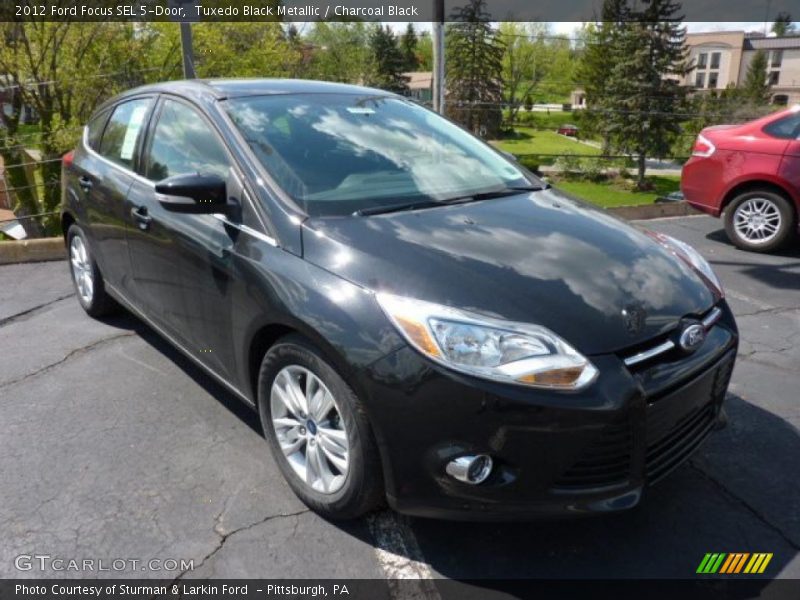 Tuxedo Black Metallic / Charcoal Black 2012 Ford Focus SEL 5-Door