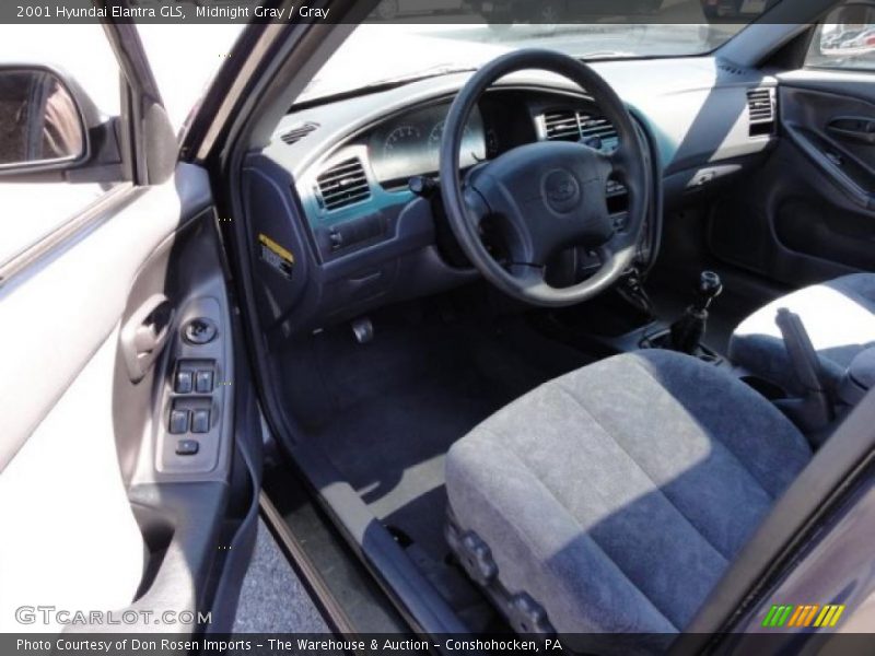 Midnight Gray / Gray 2001 Hyundai Elantra GLS