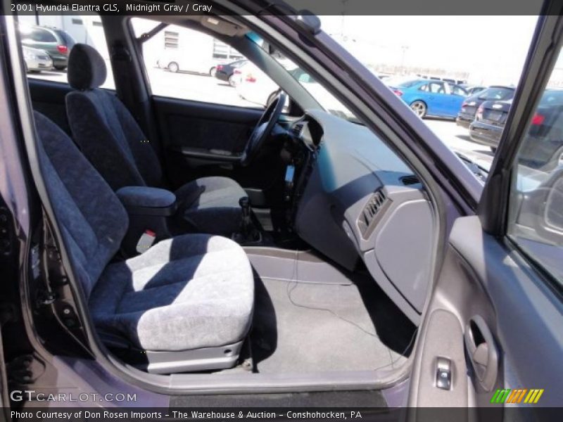 Midnight Gray / Gray 2001 Hyundai Elantra GLS