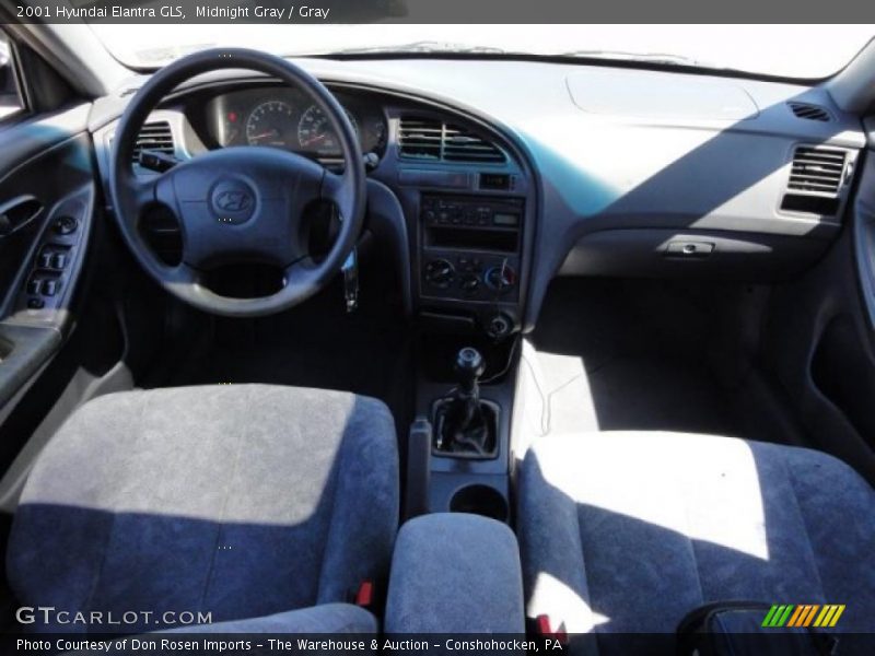 Midnight Gray / Gray 2001 Hyundai Elantra GLS