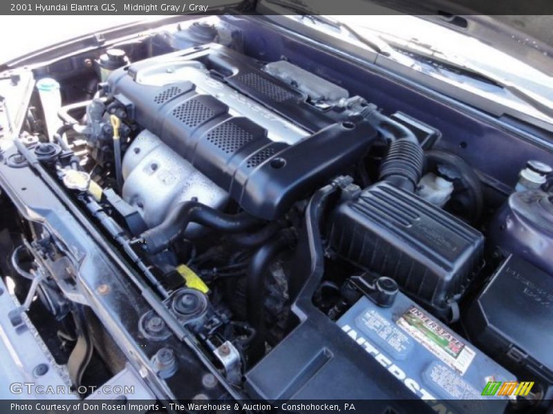 Midnight Gray / Gray 2001 Hyundai Elantra GLS