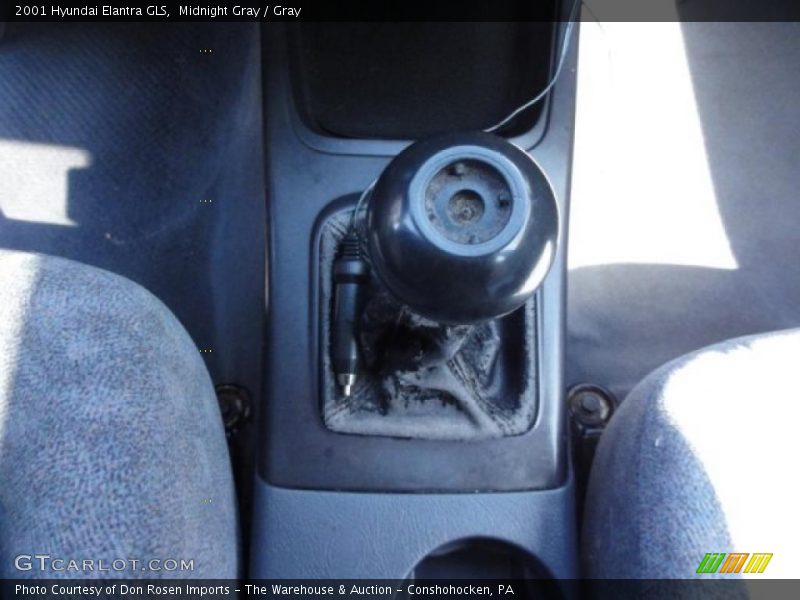 Midnight Gray / Gray 2001 Hyundai Elantra GLS