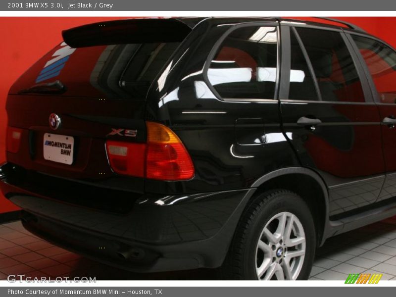Jet Black / Grey 2001 BMW X5 3.0i