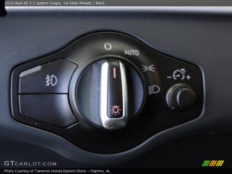 Controls of 2010 A5 3.2 quattro Coupe