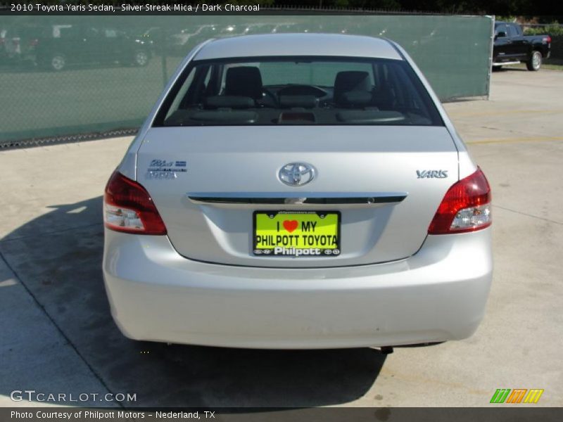 Silver Streak Mica / Dark Charcoal 2010 Toyota Yaris Sedan