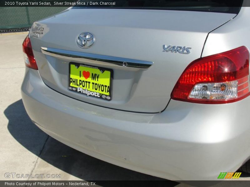 Silver Streak Mica / Dark Charcoal 2010 Toyota Yaris Sedan