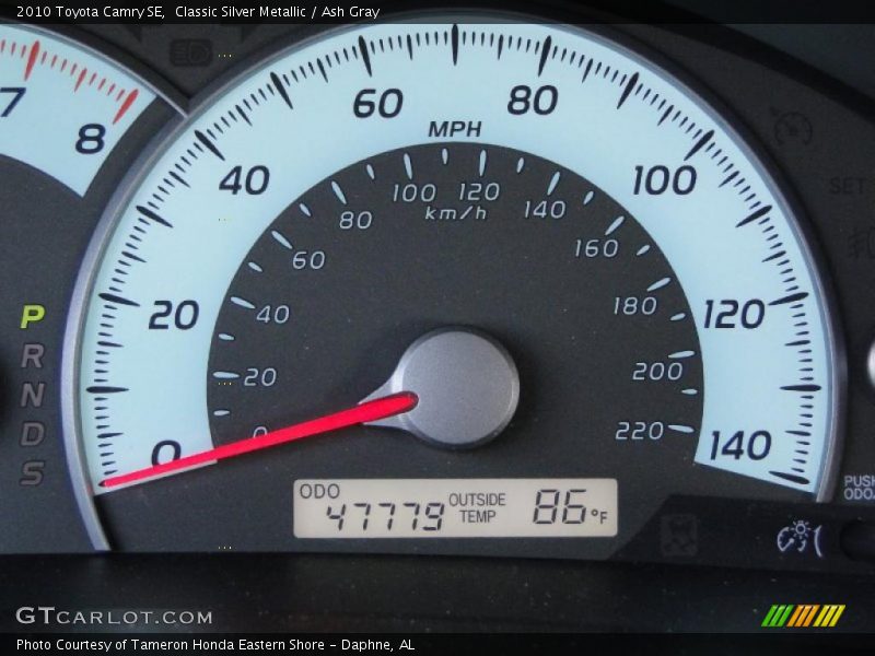 Classic Silver Metallic / Ash Gray 2010 Toyota Camry SE