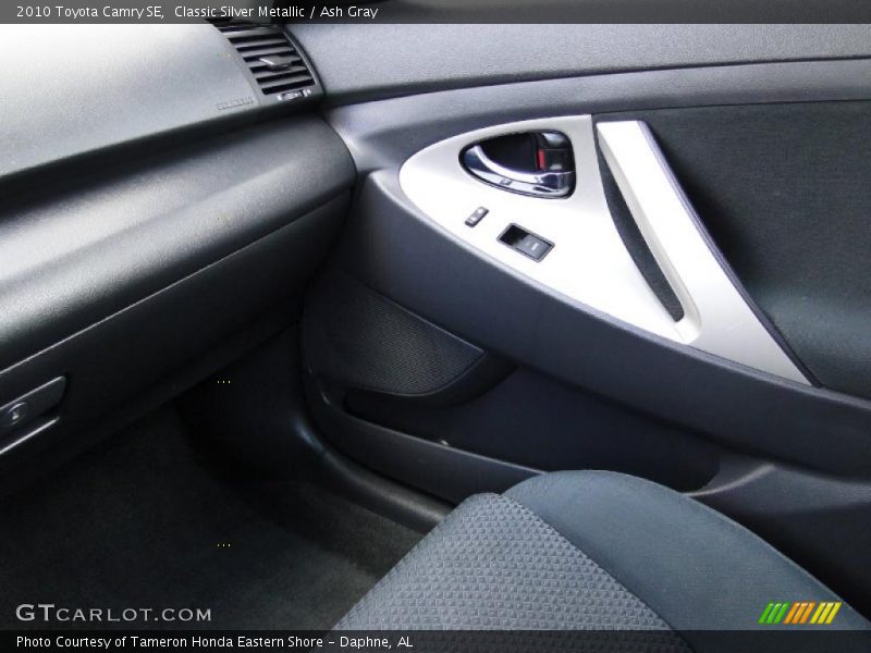 Classic Silver Metallic / Ash Gray 2010 Toyota Camry SE
