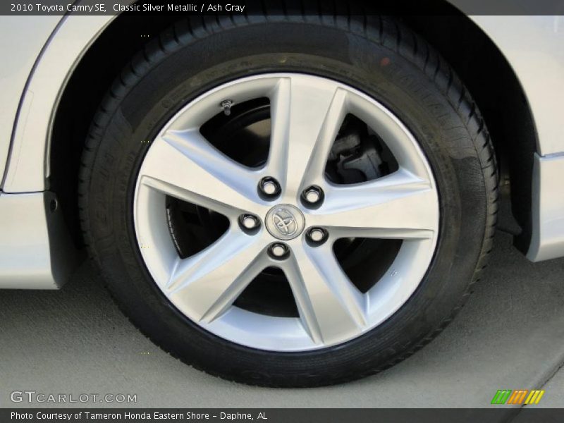 Classic Silver Metallic / Ash Gray 2010 Toyota Camry SE