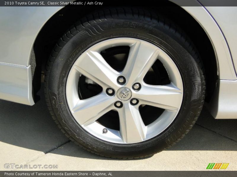 Classic Silver Metallic / Ash Gray 2010 Toyota Camry SE