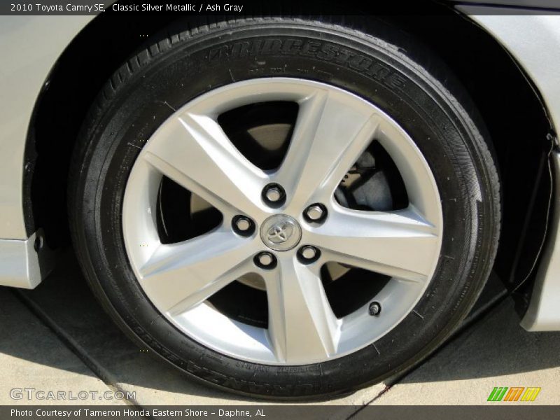Classic Silver Metallic / Ash Gray 2010 Toyota Camry SE