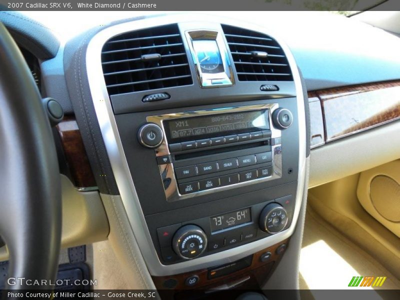 White Diamond / Cashmere 2007 Cadillac SRX V6