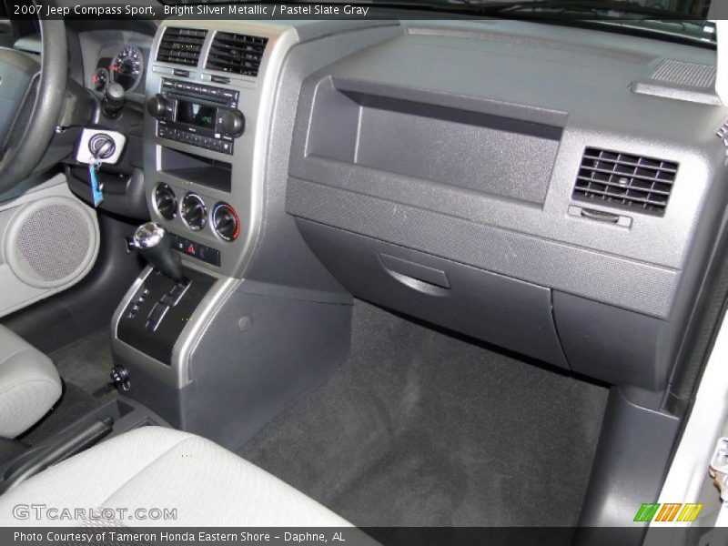 Bright Silver Metallic / Pastel Slate Gray 2007 Jeep Compass Sport