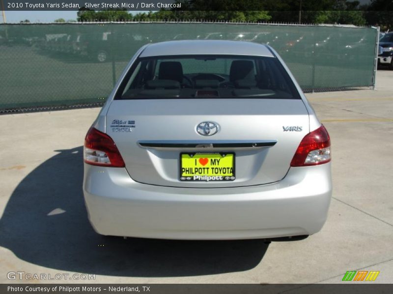 Silver Streak Mica / Dark Charcoal 2010 Toyota Yaris Sedan