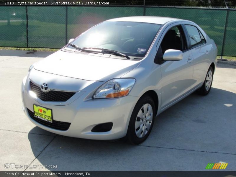 Silver Streak Mica / Dark Charcoal 2010 Toyota Yaris Sedan