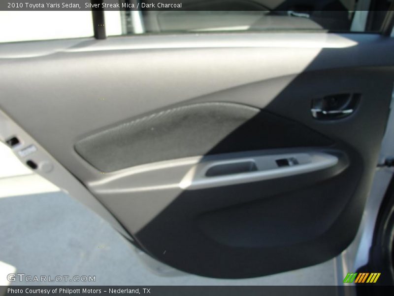Silver Streak Mica / Dark Charcoal 2010 Toyota Yaris Sedan