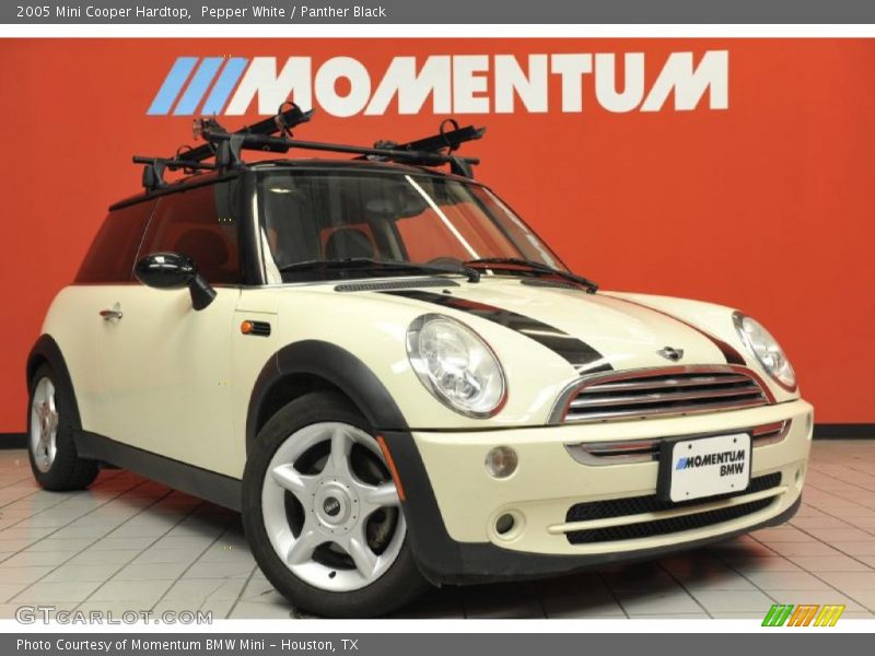 Pepper White / Panther Black 2005 Mini Cooper Hardtop