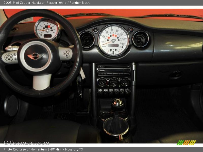 Pepper White / Panther Black 2005 Mini Cooper Hardtop
