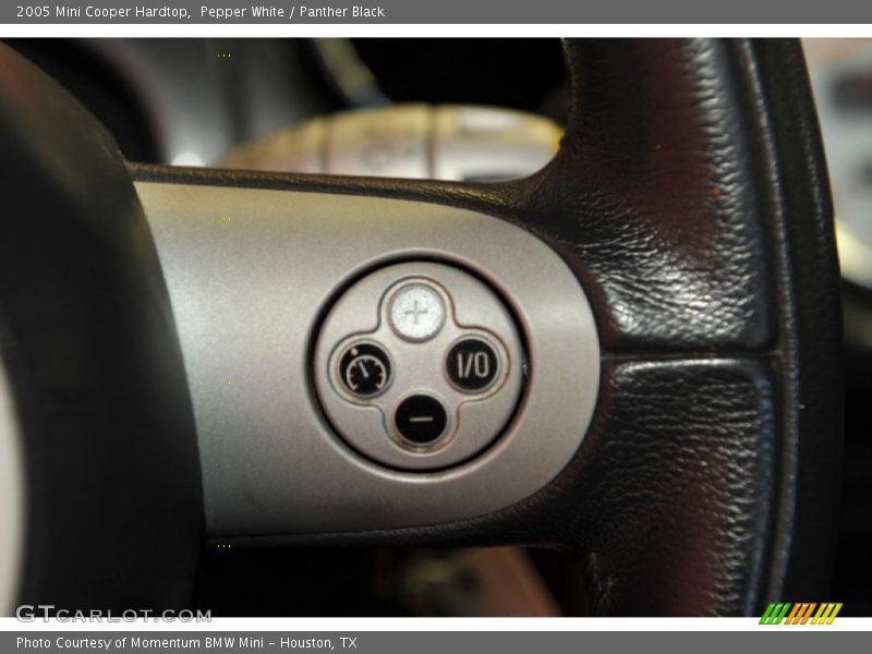 Pepper White / Panther Black 2005 Mini Cooper Hardtop