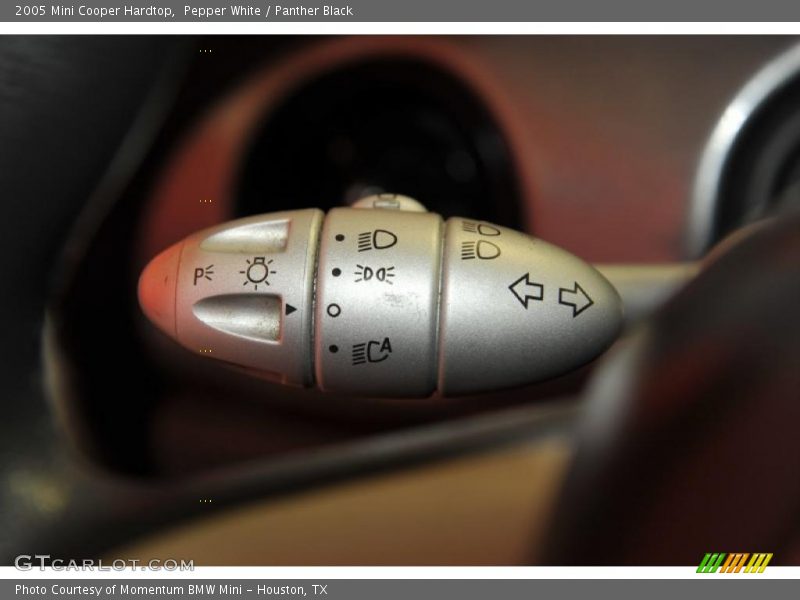 Pepper White / Panther Black 2005 Mini Cooper Hardtop