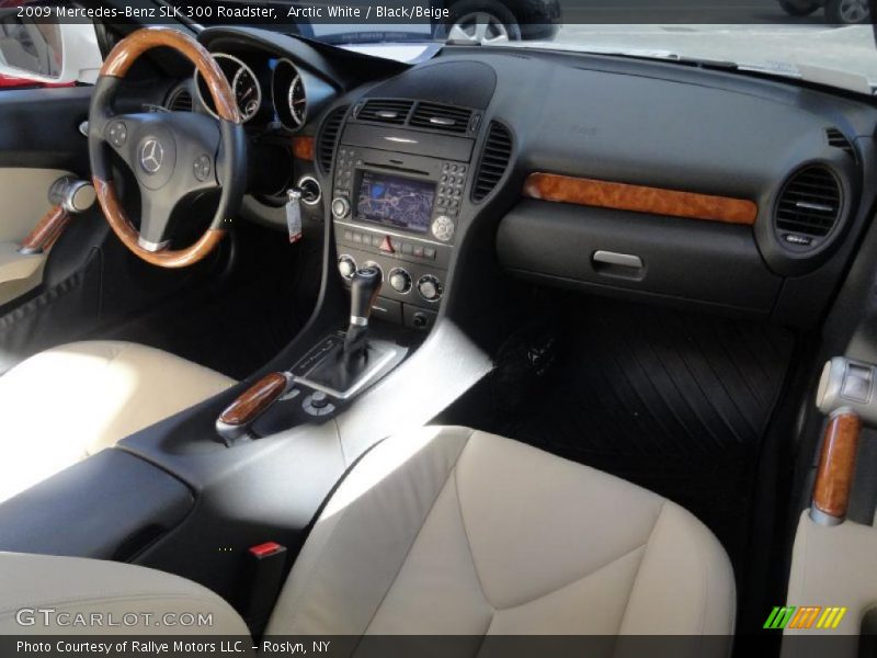 Arctic White / Black/Beige 2009 Mercedes-Benz SLK 300 Roadster