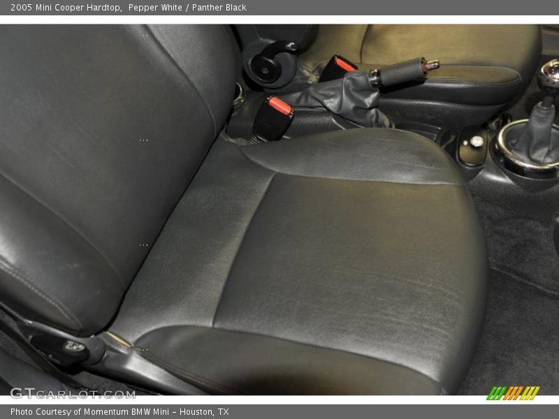Pepper White / Panther Black 2005 Mini Cooper Hardtop