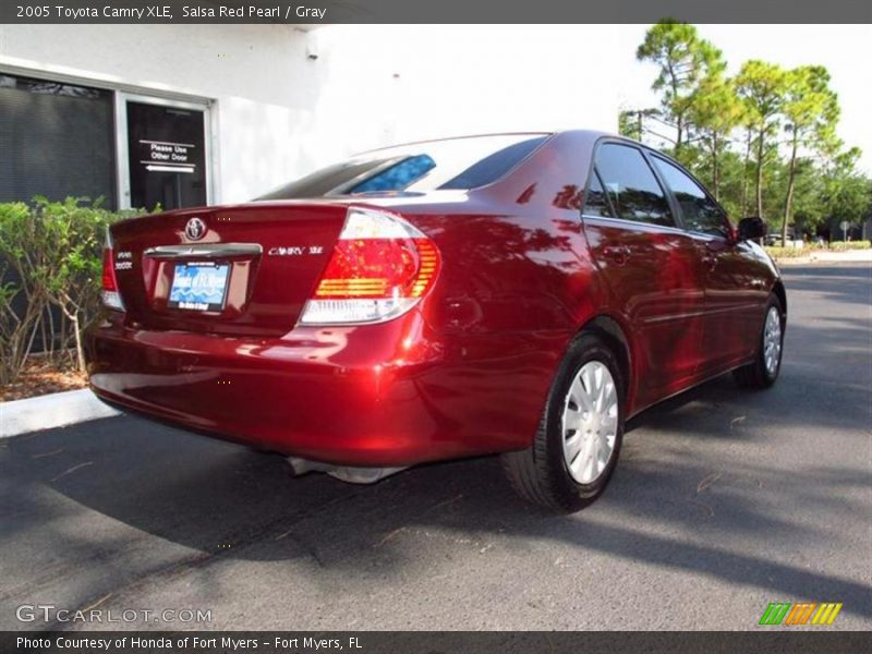 Salsa Red Pearl / Gray 2005 Toyota Camry XLE