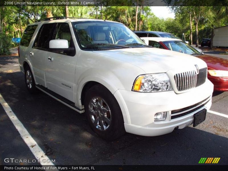 Oxford White / Camel 2006 Lincoln Navigator Luxury