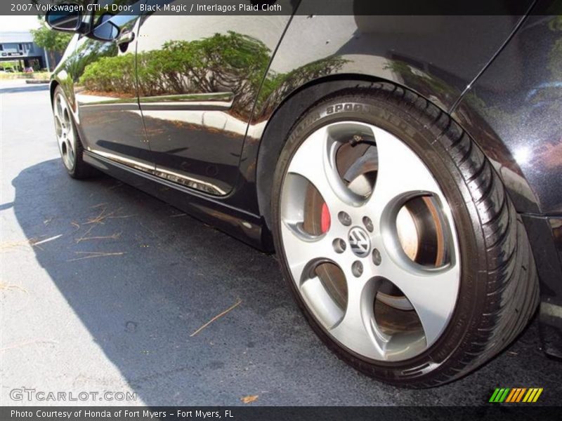 Black Magic / Interlagos Plaid Cloth 2007 Volkswagen GTI 4 Door