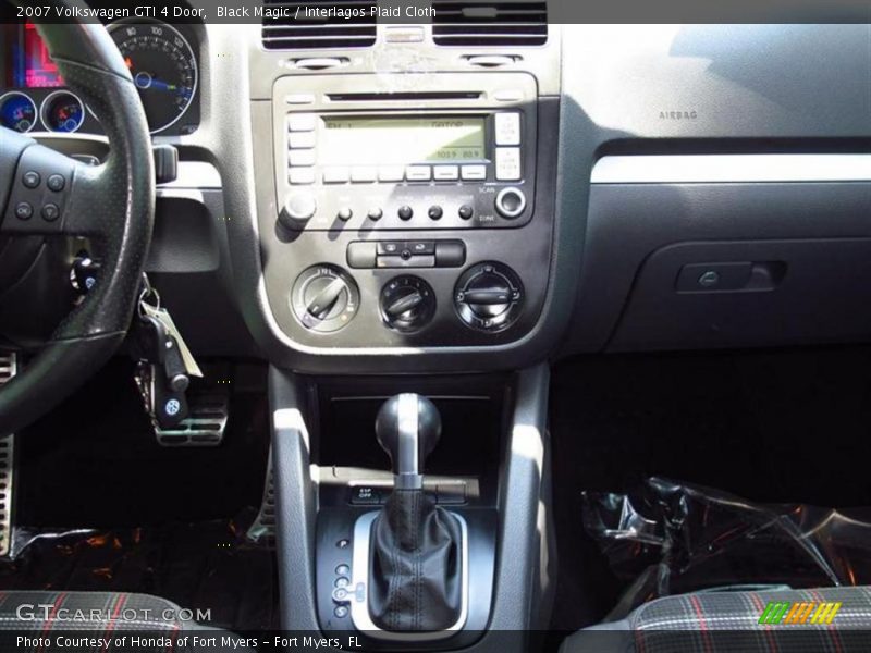 Black Magic / Interlagos Plaid Cloth 2007 Volkswagen GTI 4 Door