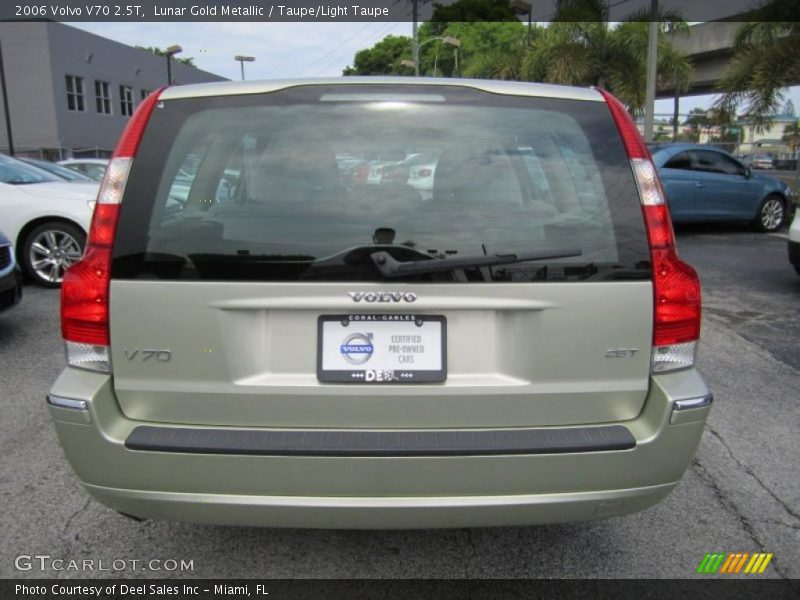 Lunar Gold Metallic / Taupe/Light Taupe 2006 Volvo V70 2.5T