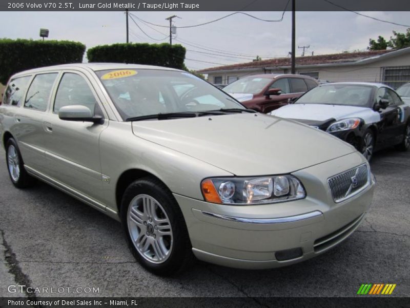 Lunar Gold Metallic / Taupe/Light Taupe 2006 Volvo V70 2.5T