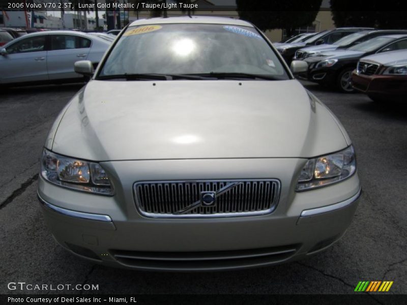 Lunar Gold Metallic / Taupe/Light Taupe 2006 Volvo V70 2.5T
