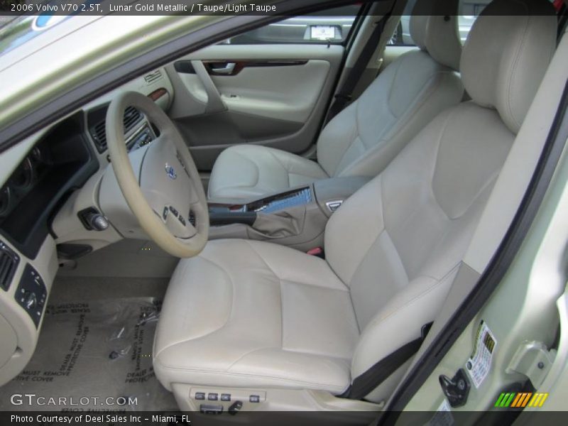  2006 V70 2.5T Taupe/Light Taupe Interior