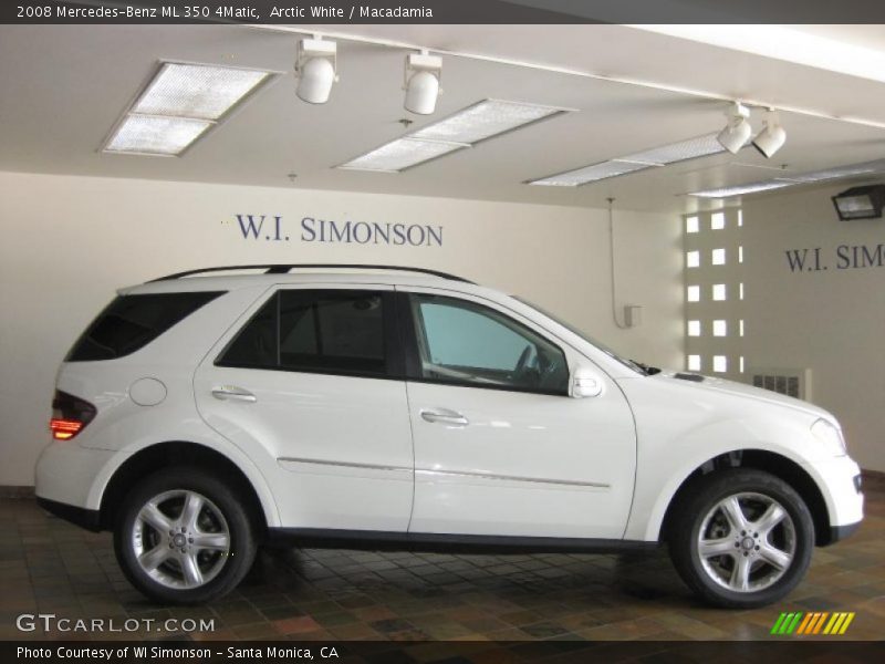 Arctic White / Macadamia 2008 Mercedes-Benz ML 350 4Matic