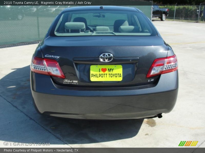 Magnetic Gray Metallic / Ash Gray 2010 Toyota Camry LE