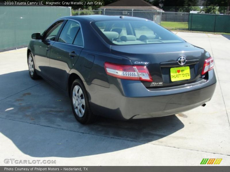 Magnetic Gray Metallic / Ash Gray 2010 Toyota Camry LE