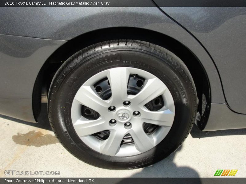 Magnetic Gray Metallic / Ash Gray 2010 Toyota Camry LE
