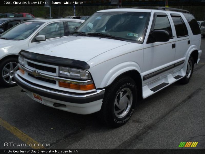 Summit White / Beige 2001 Chevrolet Blazer LT 4x4