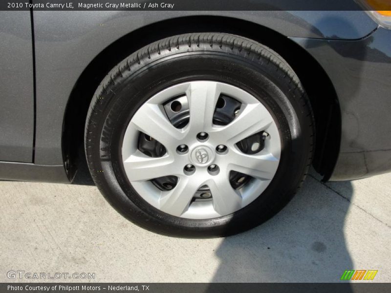 Magnetic Gray Metallic / Ash Gray 2010 Toyota Camry LE
