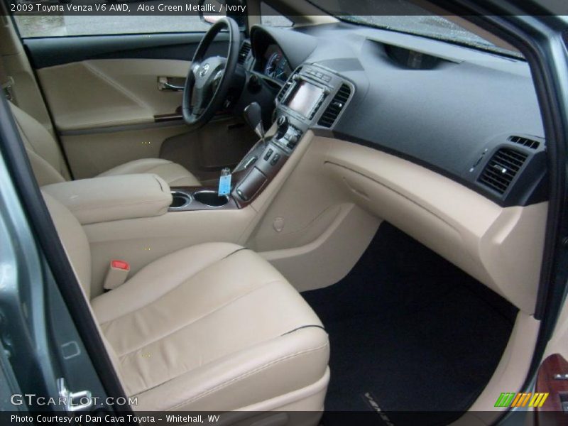 Aloe Green Metallic / Ivory 2009 Toyota Venza V6 AWD