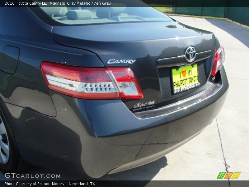 Magnetic Gray Metallic / Ash Gray 2010 Toyota Camry LE