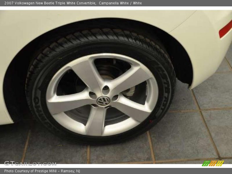 Campanella White / White 2007 Volkswagen New Beetle Triple White Convertible