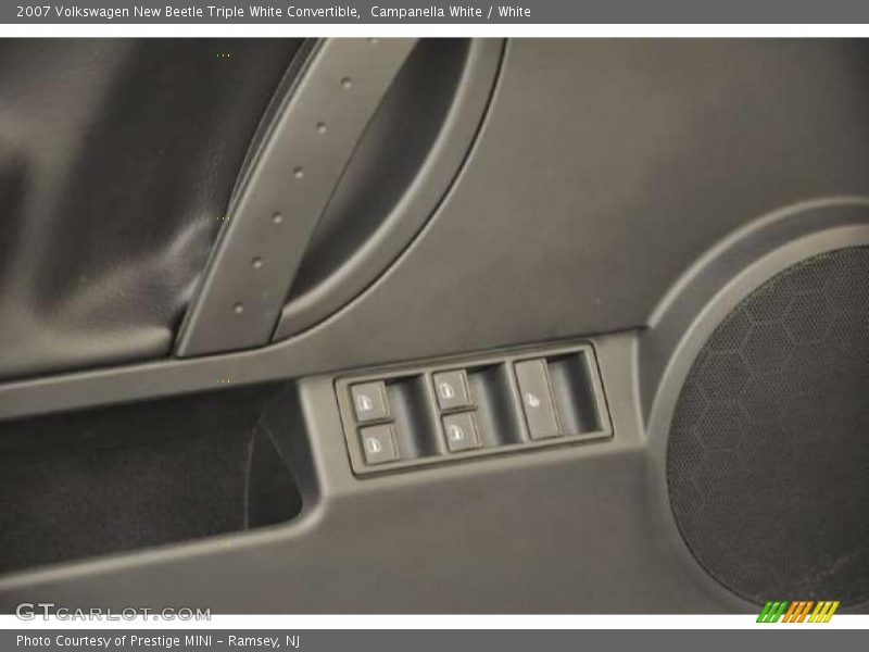Campanella White / White 2007 Volkswagen New Beetle Triple White Convertible